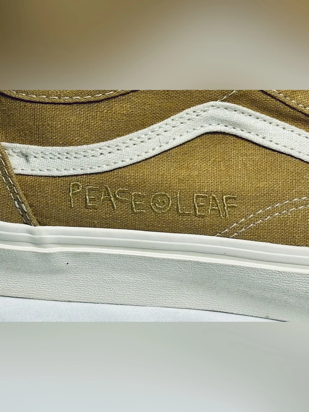 Vans Old Skool Eco Theory Peace Leaf Skate Sneakers Mens 10 NEW Mustard Gold